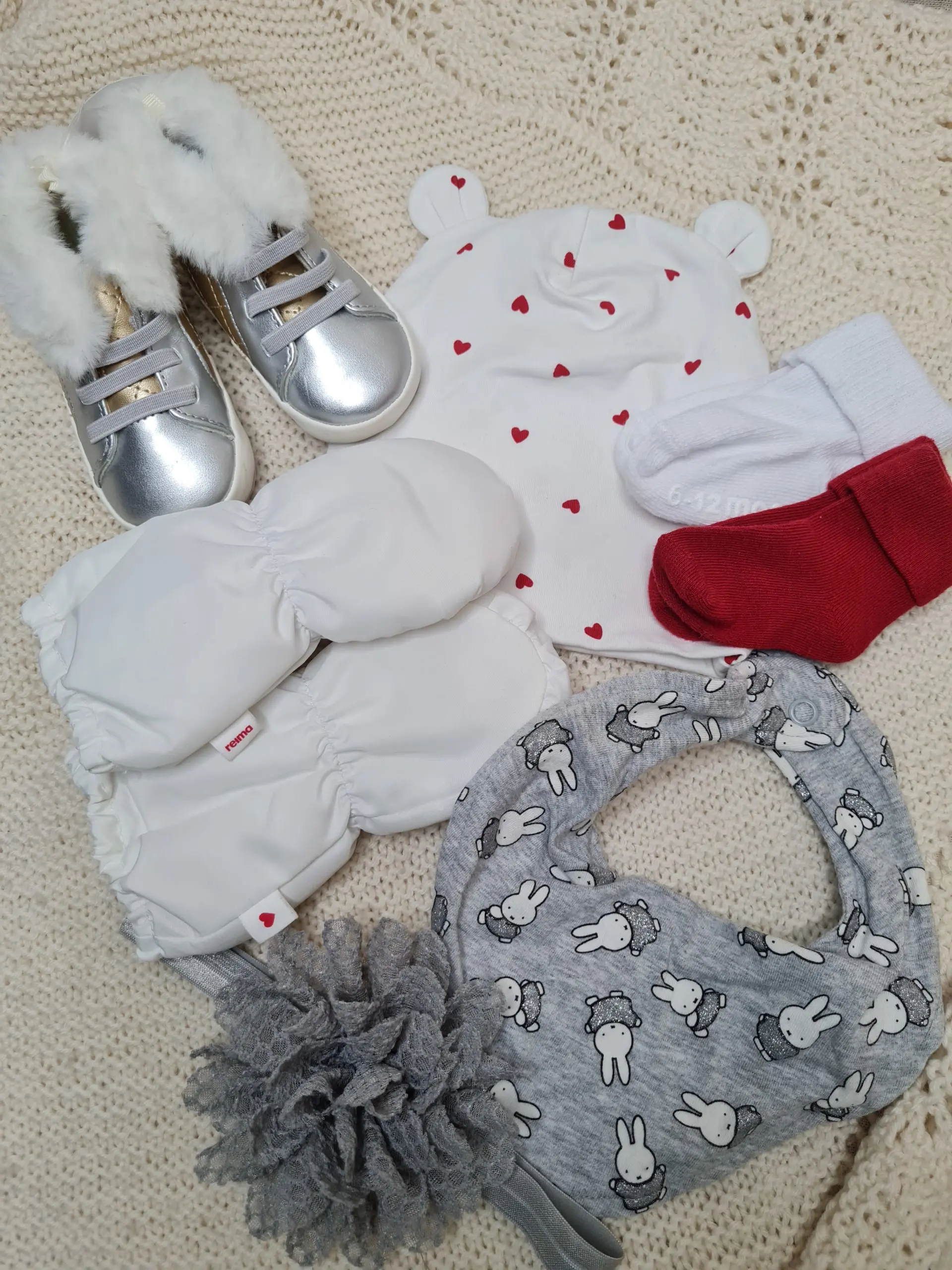 Ungbarnapakki - Image 2