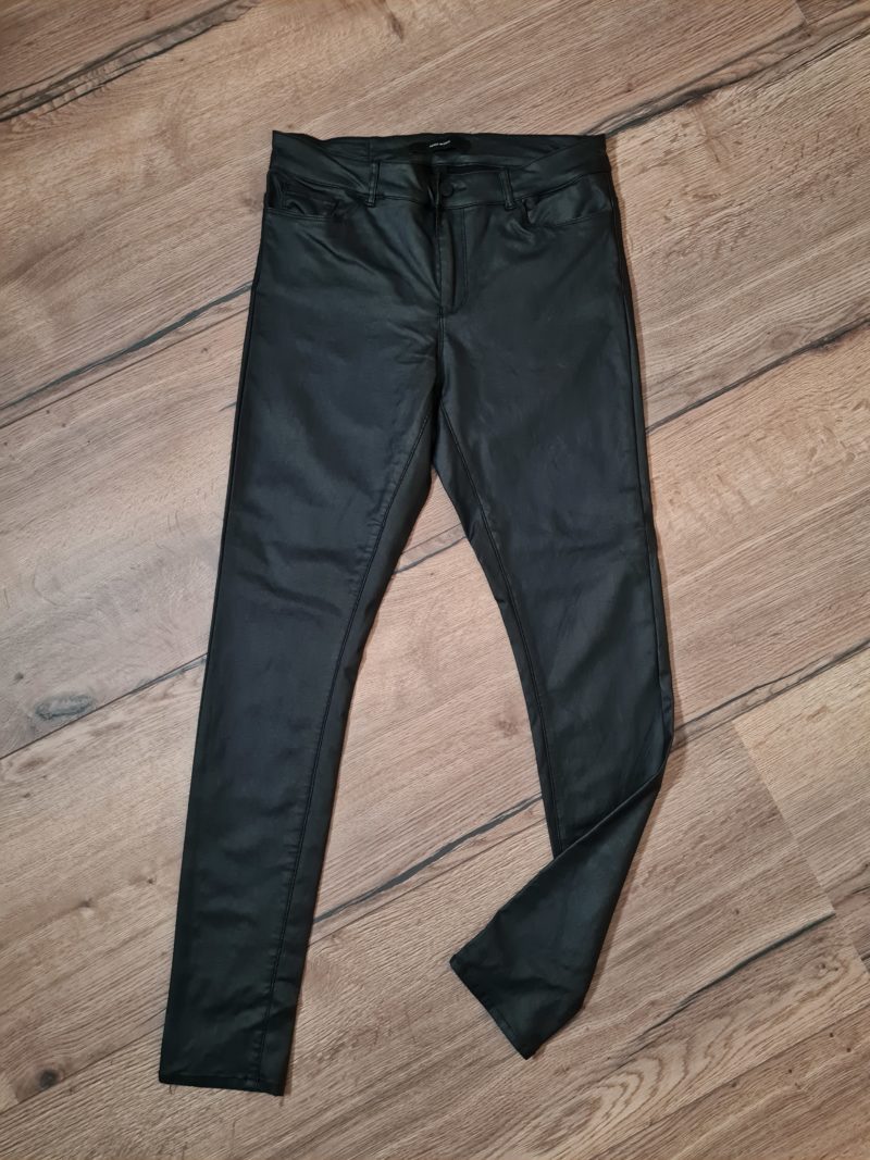 Buxur - Pleður