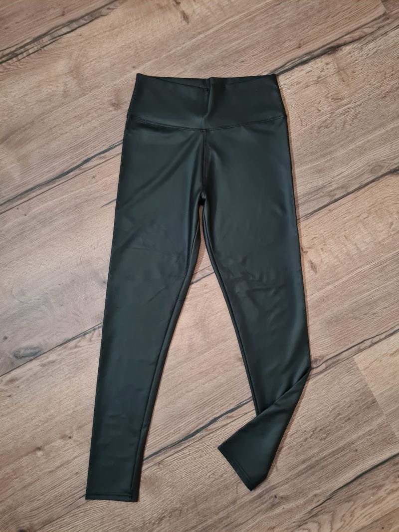 Buxur - Pleður