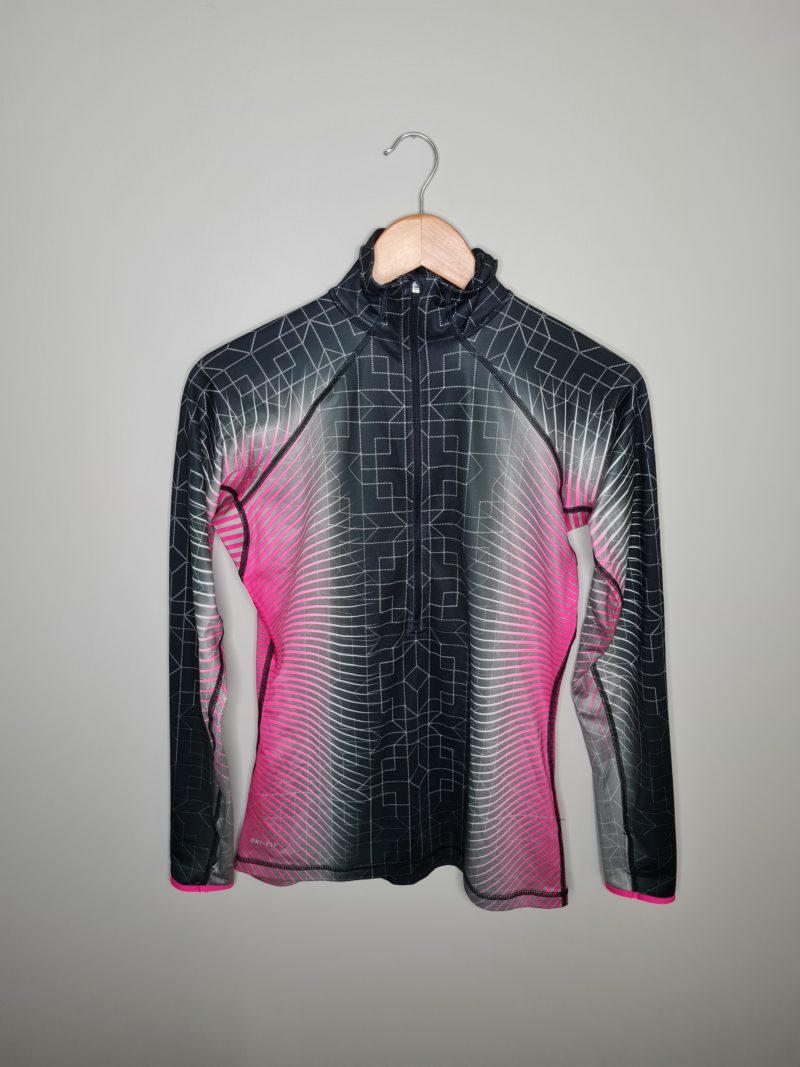 Nike æfingabolur